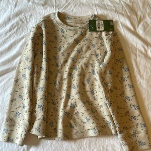 Bass pro shops girls thermal long sleeve top.